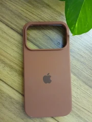 قاب سیلیکون اورجینال پاک کنی iphone 17 pro