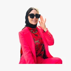 کت و شلوار زنانه قرمز روشن سوپر مازارتی