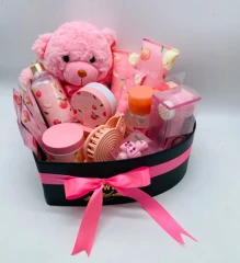 پک هدیه زنانه بهداشتی لاکچری صورتی