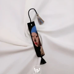 نشانگر کتاب دستبافت طرح دختری با گوشواره مرواریدی