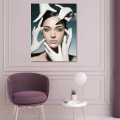 تابلو بوم چاپی لاویا طرح پرتره آرایشگاهی کد ART-1397