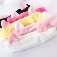 هدبند سبک آرایشی