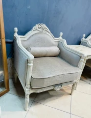 مبل کلاسیک کاجی