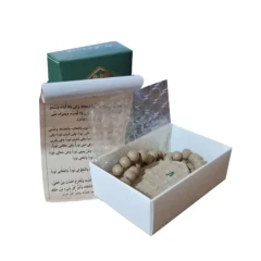 مهر تربت کربلا طرح دخیل بسته بندی جعبه مقوایی سبز همراه با تسبیح و حرز کد 10485803