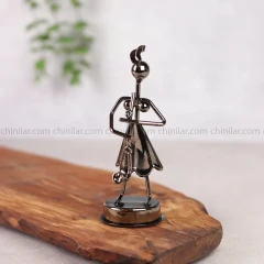 مجسمه فلزی دختر ساکسیفون زن دکوری دستساز