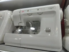 چرخ خیاطی برند ژانومه مدل 1300استوک ژاپنی