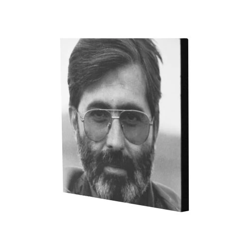 101051-شاسی عکس طرح «یاران ماه» شهید آوینی