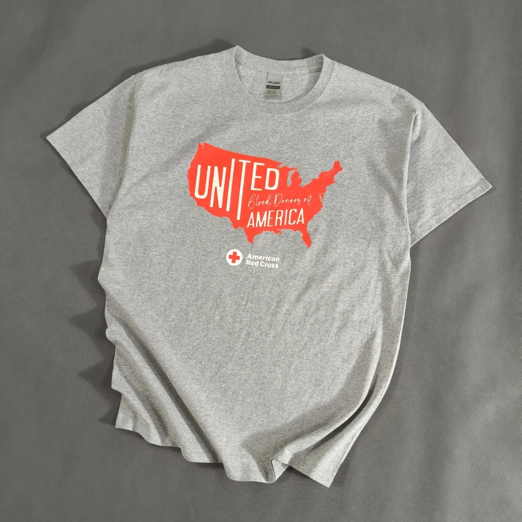 SIZE M-L  تیشرت اورجینال برند Gildan امریکا   مدل American red cross