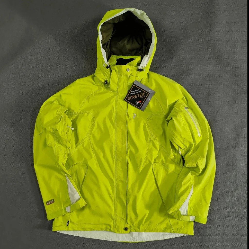 SIZE M-L   کاپشن اسکی گورتکس حرفه ای اورجینال PEAK PERFORMANCE سوئد