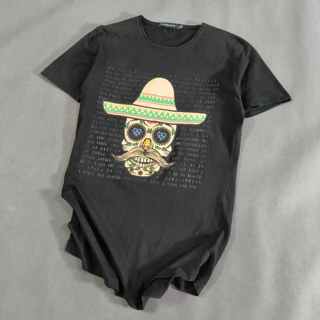 SIZE S-M  تیشرت اسلیم فیت اورجینال   برند معتبر Philipp Plein هلند، مدل اسکلت