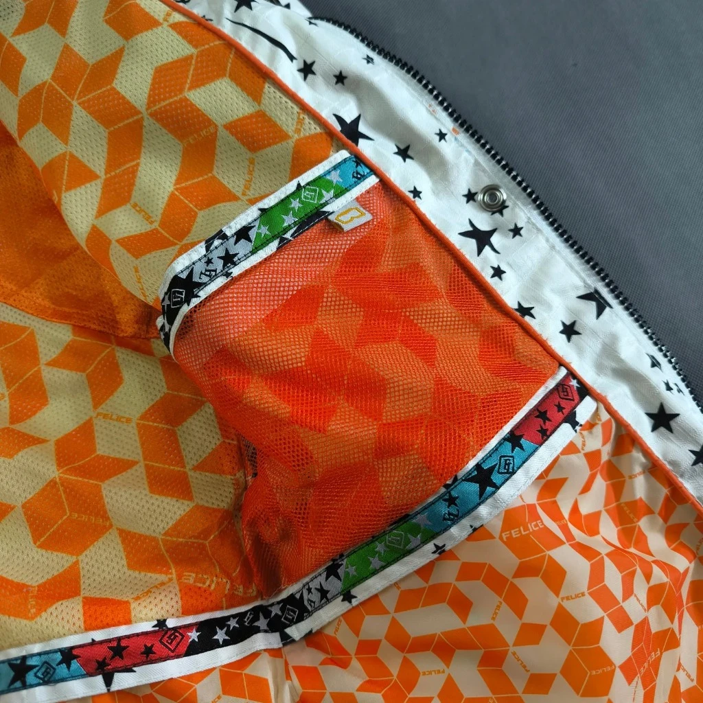 SIZE S-M   کاپشن اسکی زنانه و دخترانه گورتکس حرفه ای اورجینال از برند معتبر FELICE کره جنوبی