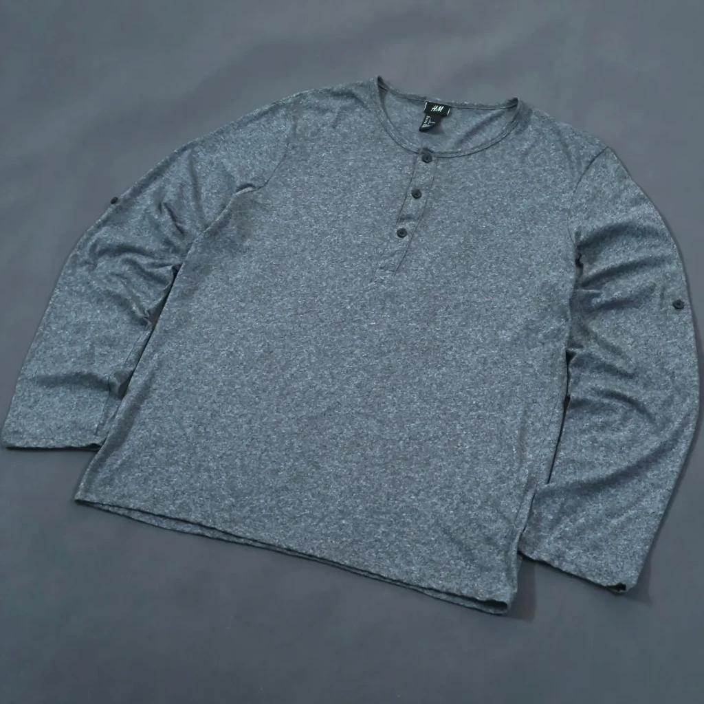 Size M-L  تیشرت آستیندار اورجینال   برند معتبر H&M سوئد