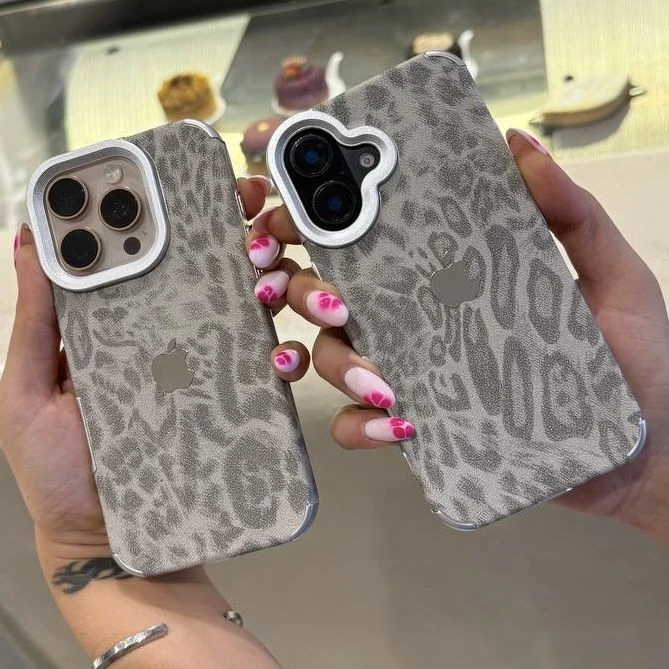 grey leopard c4138