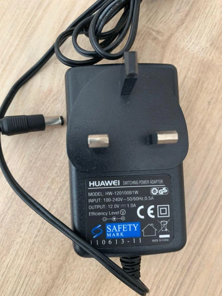 آداپتور 12 ولت 1امپر هواویی مدل hw-120100b1wاستوک