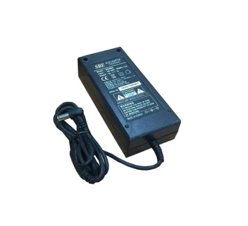آداپتور ۸ ولت ۳ آمپر adapter 8 volt 3 amp