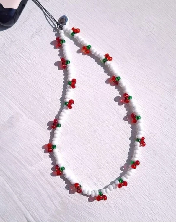 آویز گوشی آلبالو