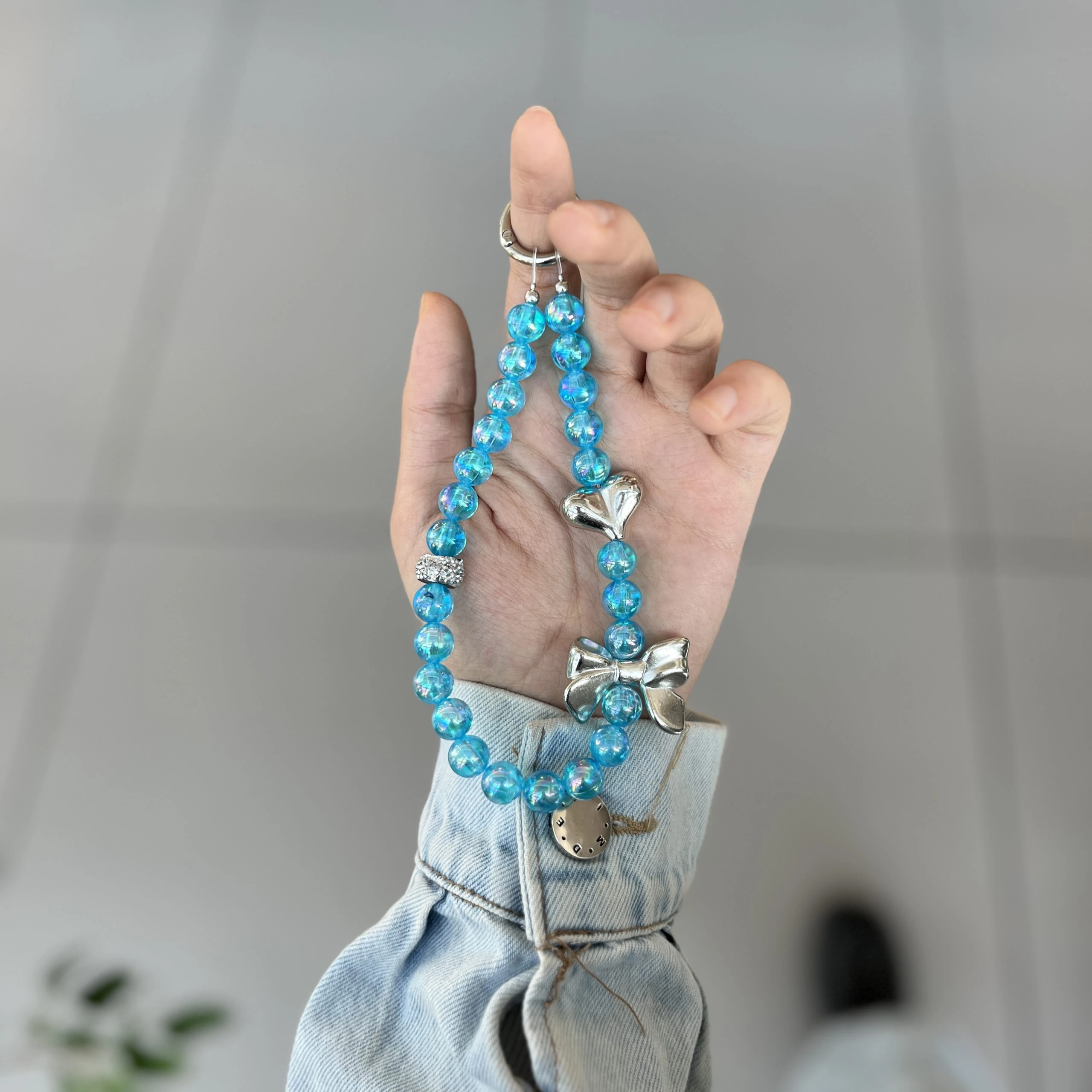 آویز گوی قلب پاپیونی