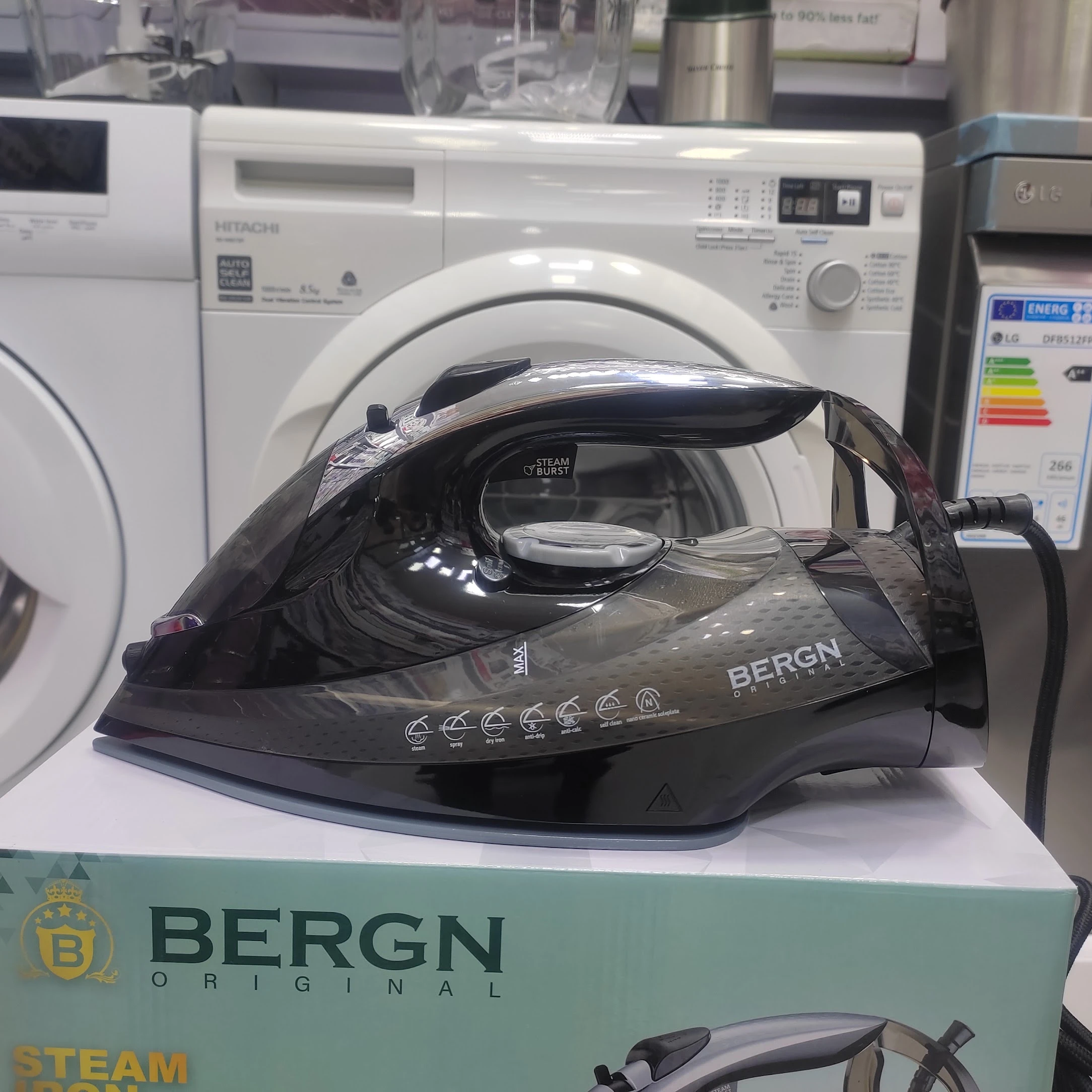 اتو بخار برگن (BERGN) 2600 وات مدل BS-2026