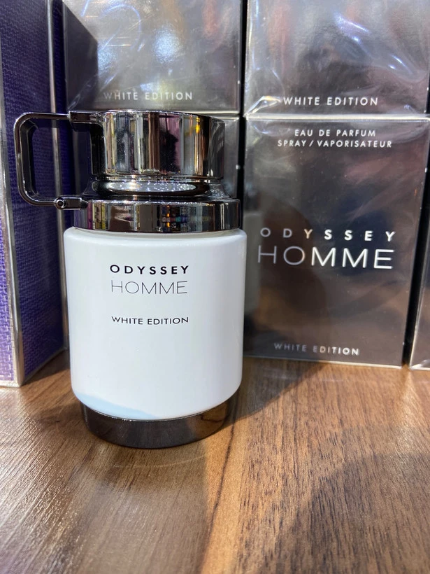 ادکلن آرماف مدل Odyssey Homme White Edition