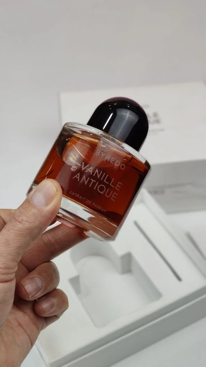ادکلن بایردو وانیل آنتیک | Byredo Vanille Antique زنانه مردانه
