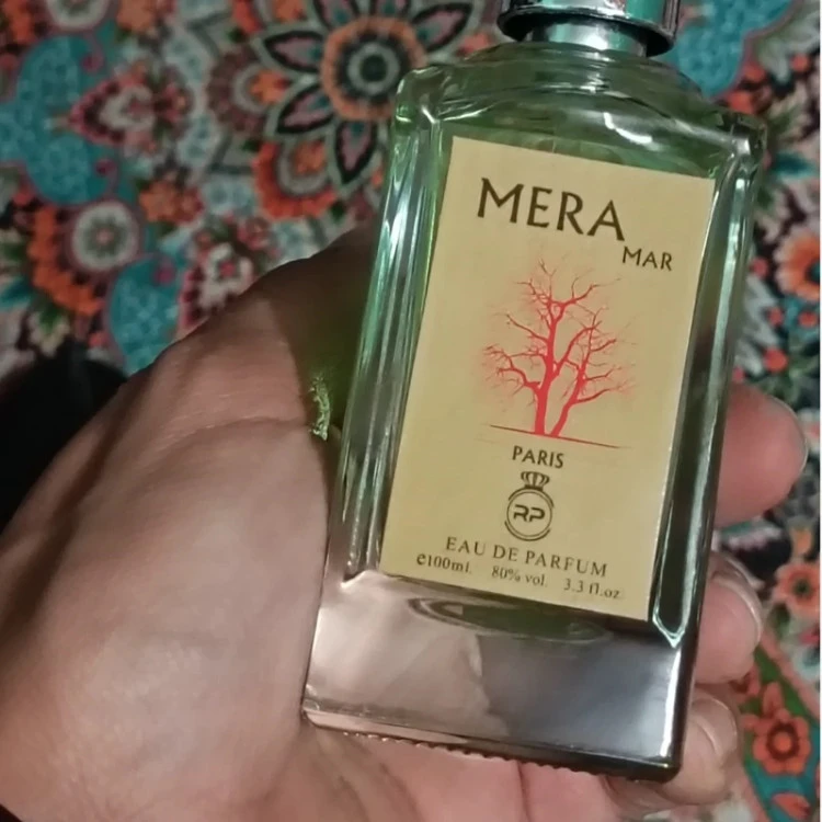 ادکلن بی نظیر Mera mar