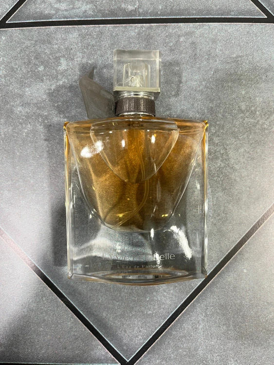 ادکلن تستر لانکوم لا ویه است بله برند مستر عطر