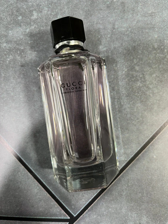 ادکلن تستر گوچی فلورا برند مستر عطر