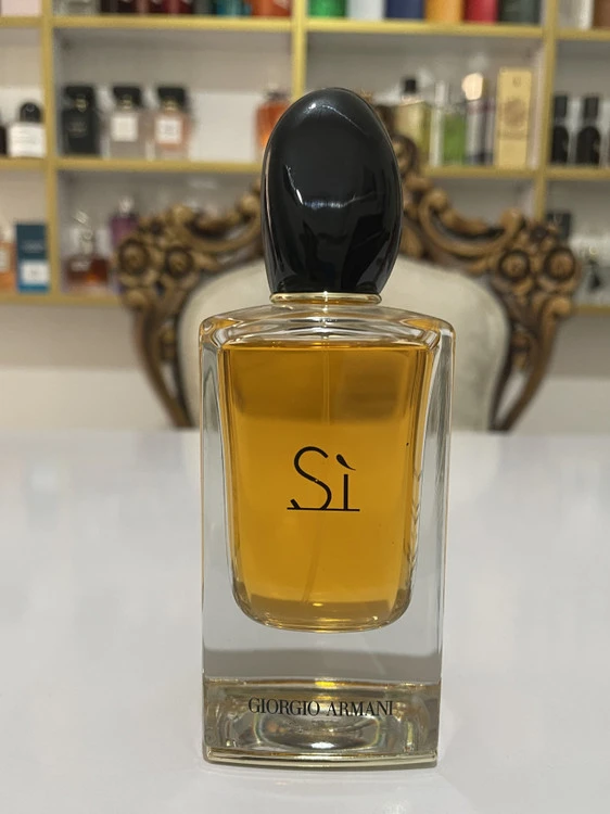 ادکلن جورجیو آرمانی سی | Giorgio Armani Si زنانه