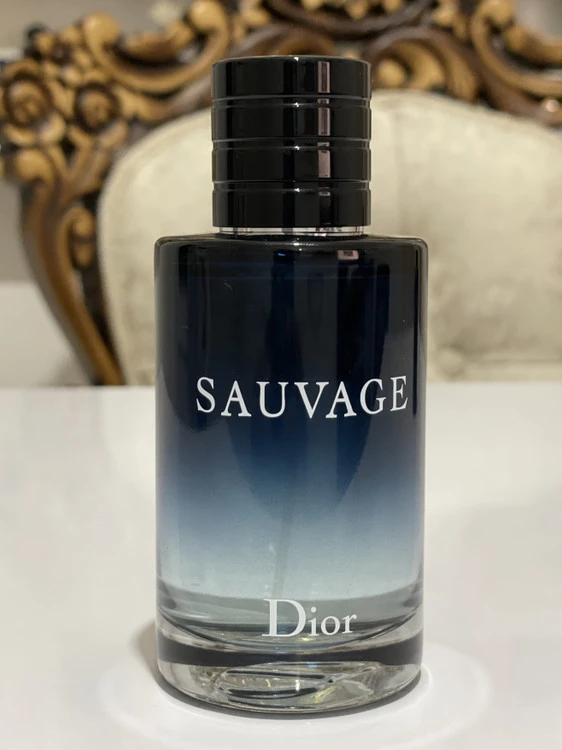 ادکلن دیور ساواج-ساوج-ساواژ Dior Sauvage مردانه