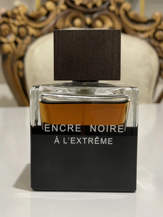ادکلن لالیک انکر نویر ای ال اکستریم lalique Encre Noire A L Extreme مردانه