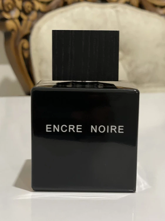 ادکلن لالیک مشکی-چوبی-انکر نویر Lalique Encre Noire مردانه