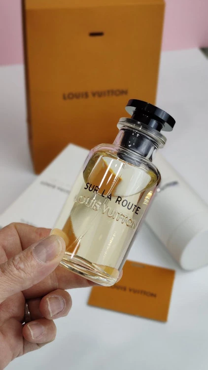 ادکلن لویی ویتون سور لا روت | Louis Vuitton Sur la Route مردانه