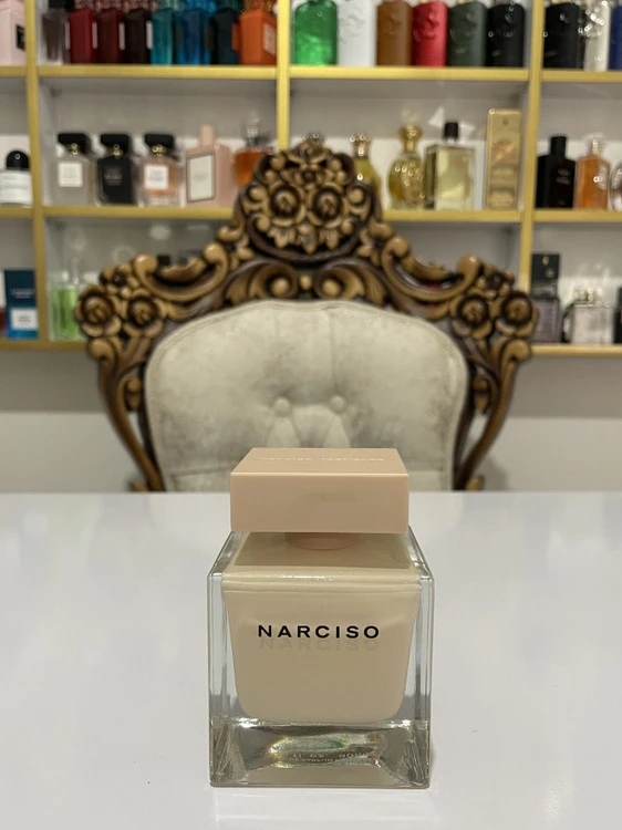 ادکلن نارسیس رودریگز نارسیس پودری Narciso Rodriguez Narciso Poudree زنانه