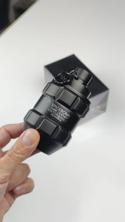 ادکلن ویکتور اند رولف اسپایس بمب دارک لدر | Viktor & Rolf Spicebomb Dark Leather مردانه