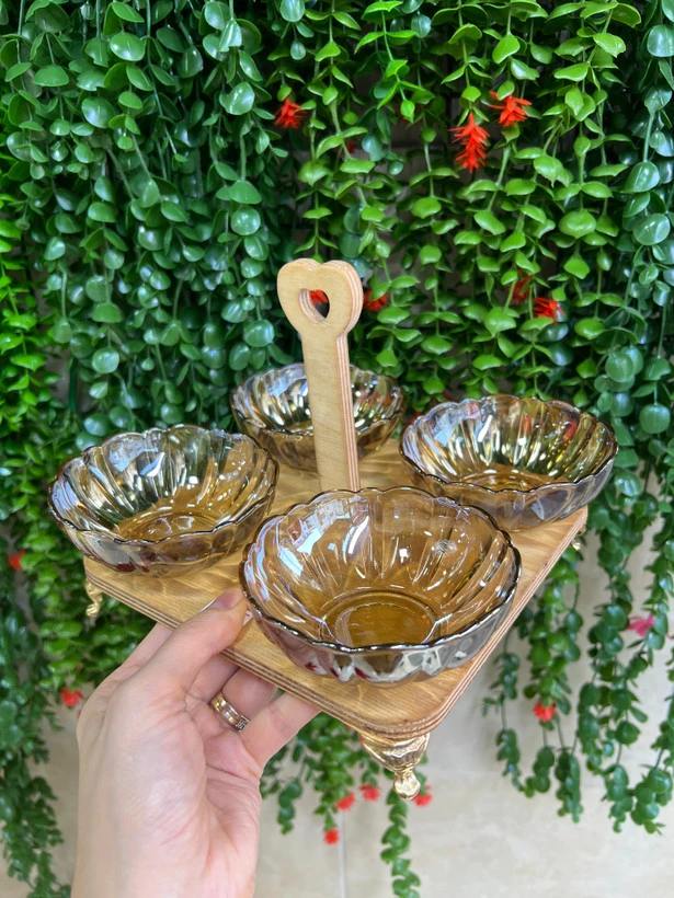 اردو خوری چهارخانه دسته دار چوبی