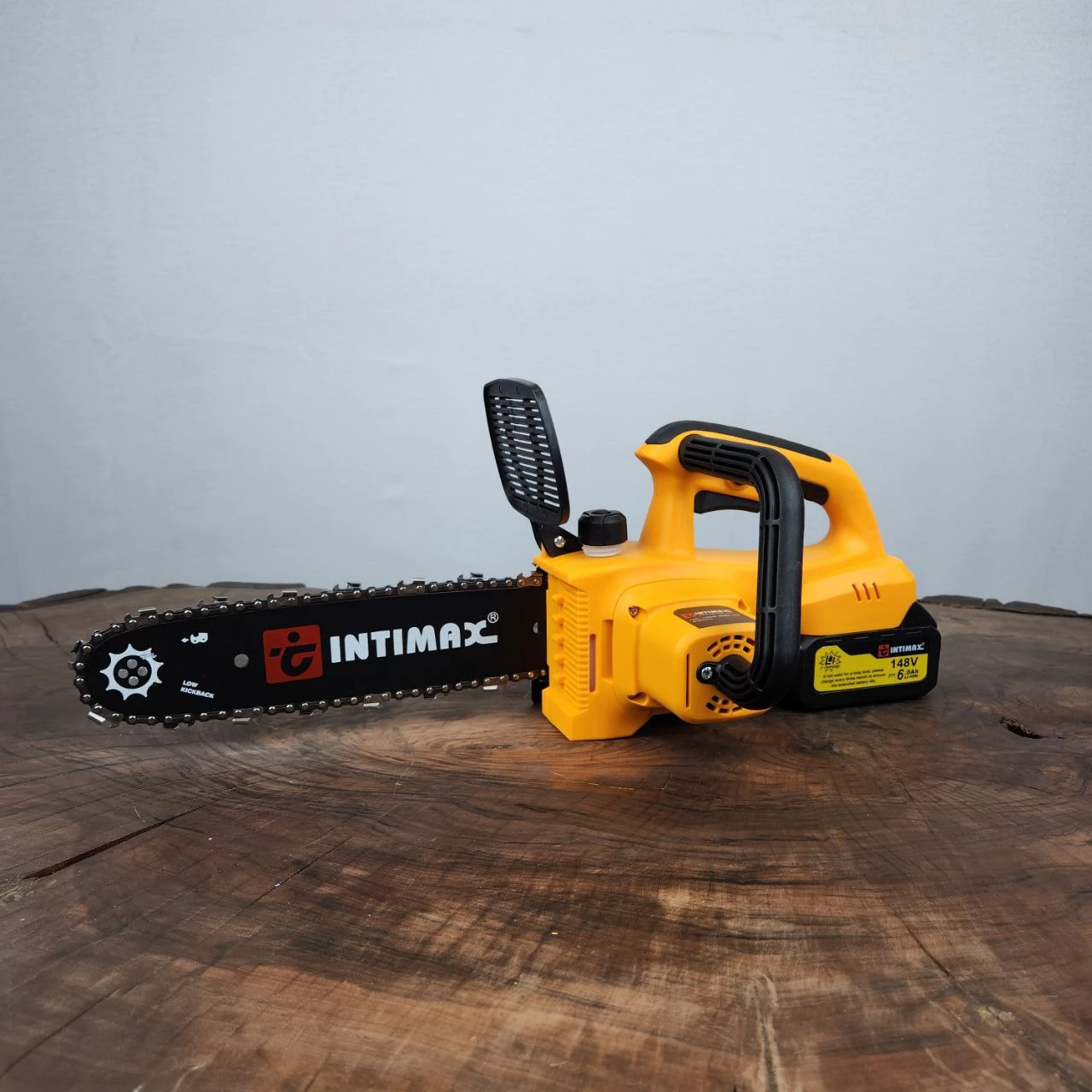 اره شارژی زنجیری 30 سانت موتور براشلس باطری بزرگ این تی مکس (intimax) مدل 0483 ارسال با پست