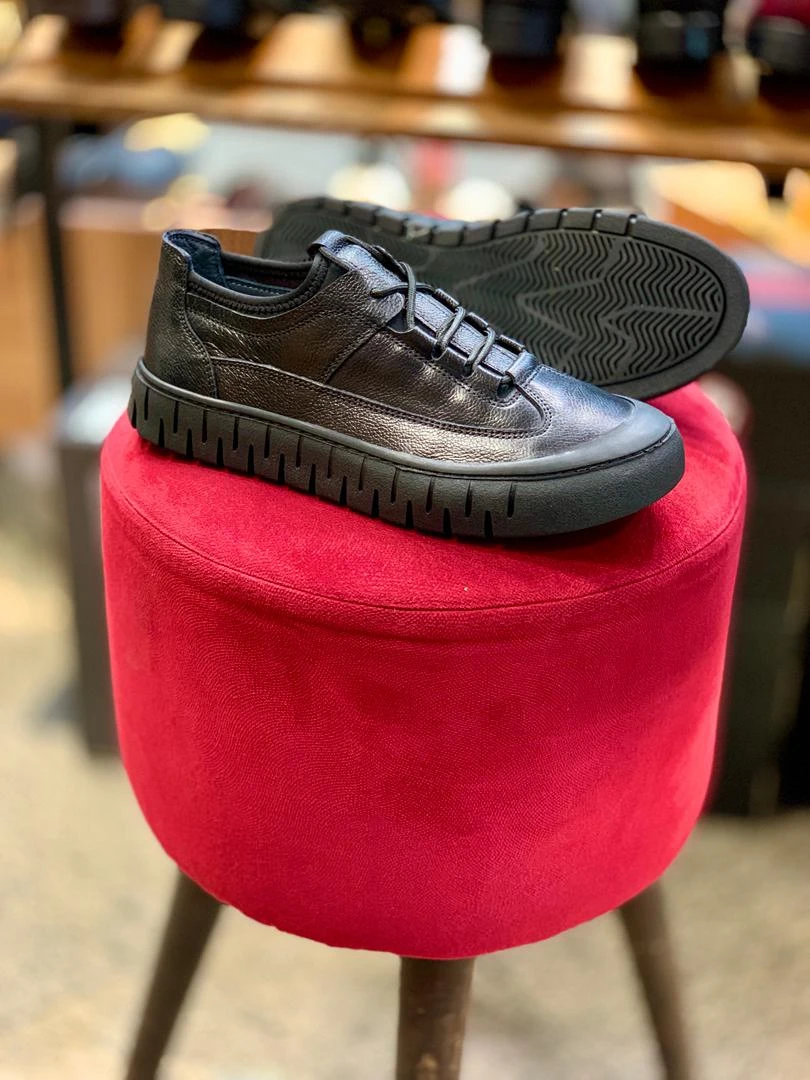 اسپرت مردانه استریج مدل Aldo چرم مشکی کدA05
