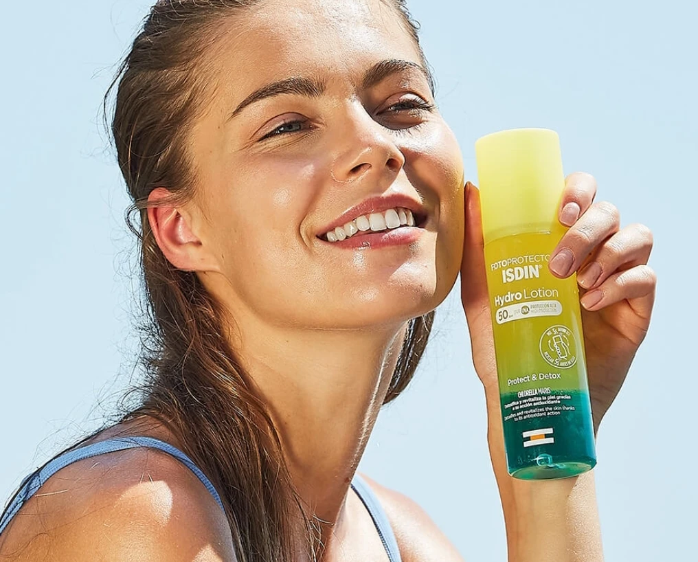 اسپری ضدآفتاب دوفاز ایزدین SPF ۵0 اصلی