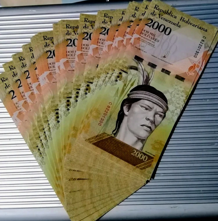 اسکناس جفت سوپر بانکی 2000 بولیوار ونزوئلا