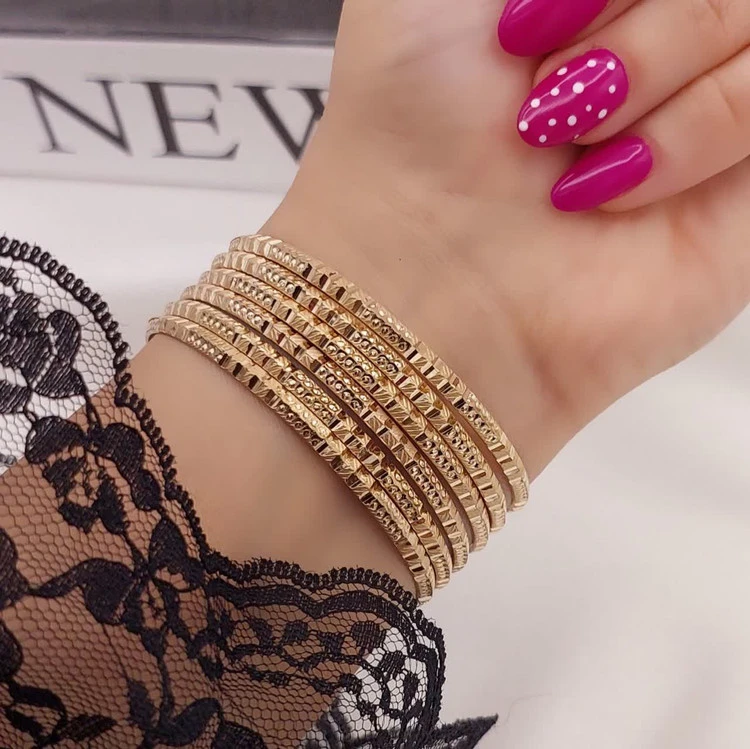 النگو‌طرح طلای زنانه،اصل طلا روس،۵ سال دوام،پهنا۳ میل💍