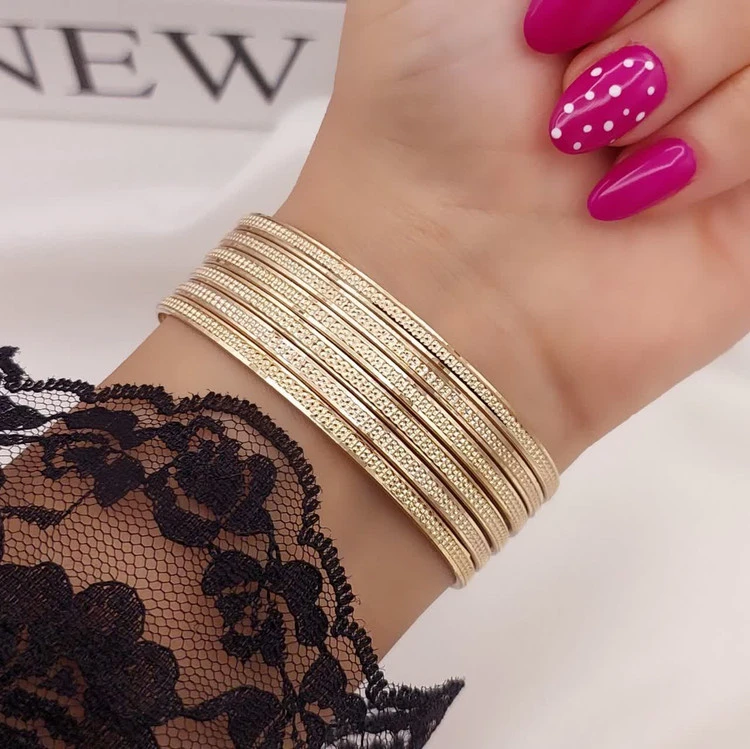 النگو طرح طلای زنانه،اصل طلا روس،۵ سال دوام پک ۶ تایی💍