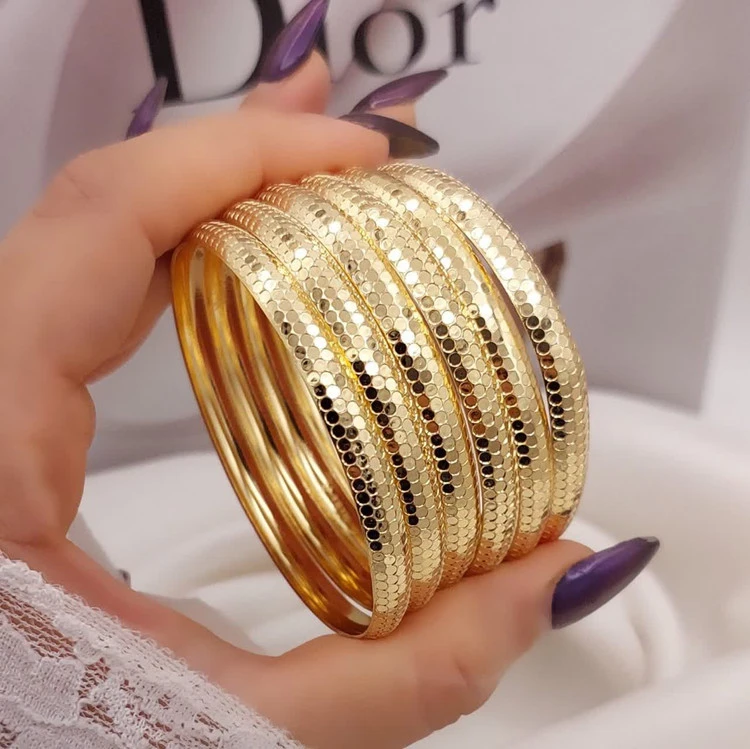 النگو طرح طلای زنانه،جنس طلا روس ،۵ سال ماندگاری،پک سه عددی، مدل پوست ماری💍