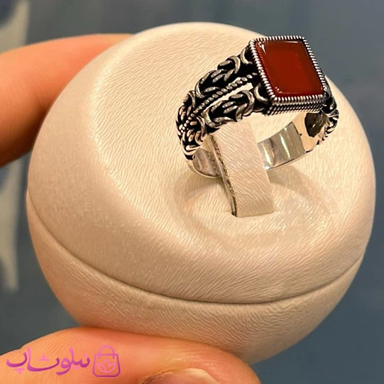 انگشتر مردانه نقره وارداتی عیار 925 مدل سنگ عقیق قرمز مربعی کد 6270