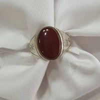 انگشتر نقره با نگین عقیق زیبا