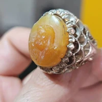انگشتر نقره با نگین عقیق طرح دار بسیار زیبا