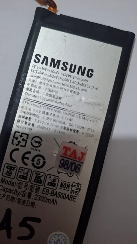 باتری موبایل سامسونگ مدل EB-BA500ABE ظرفیت 2300 میلی آمپرساعت مناسب برای گوشی سامسونگ E5