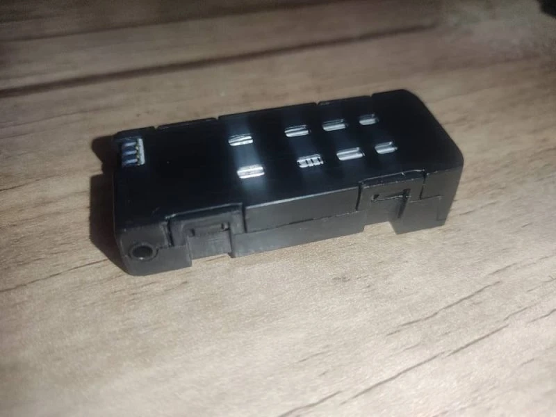 باتری یدک کوادکوپتر F190