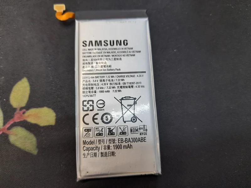 باتریsamsung a3/a300