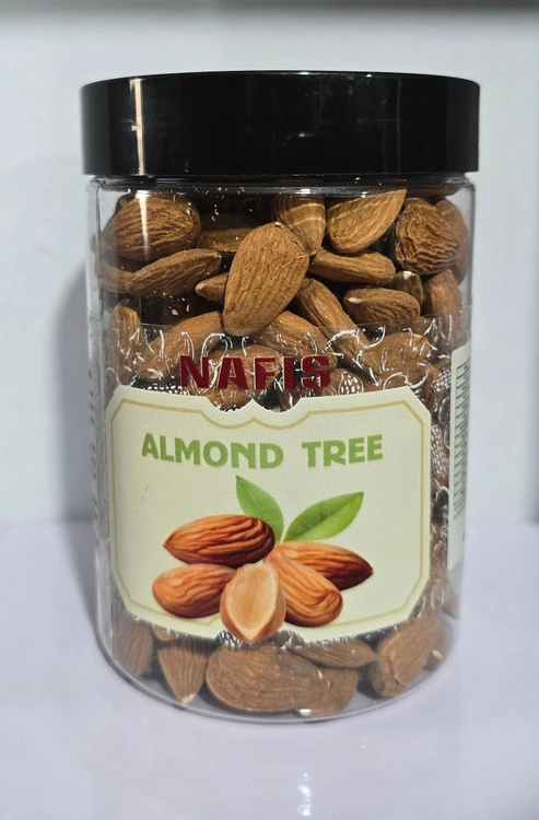 بادام درختی خام