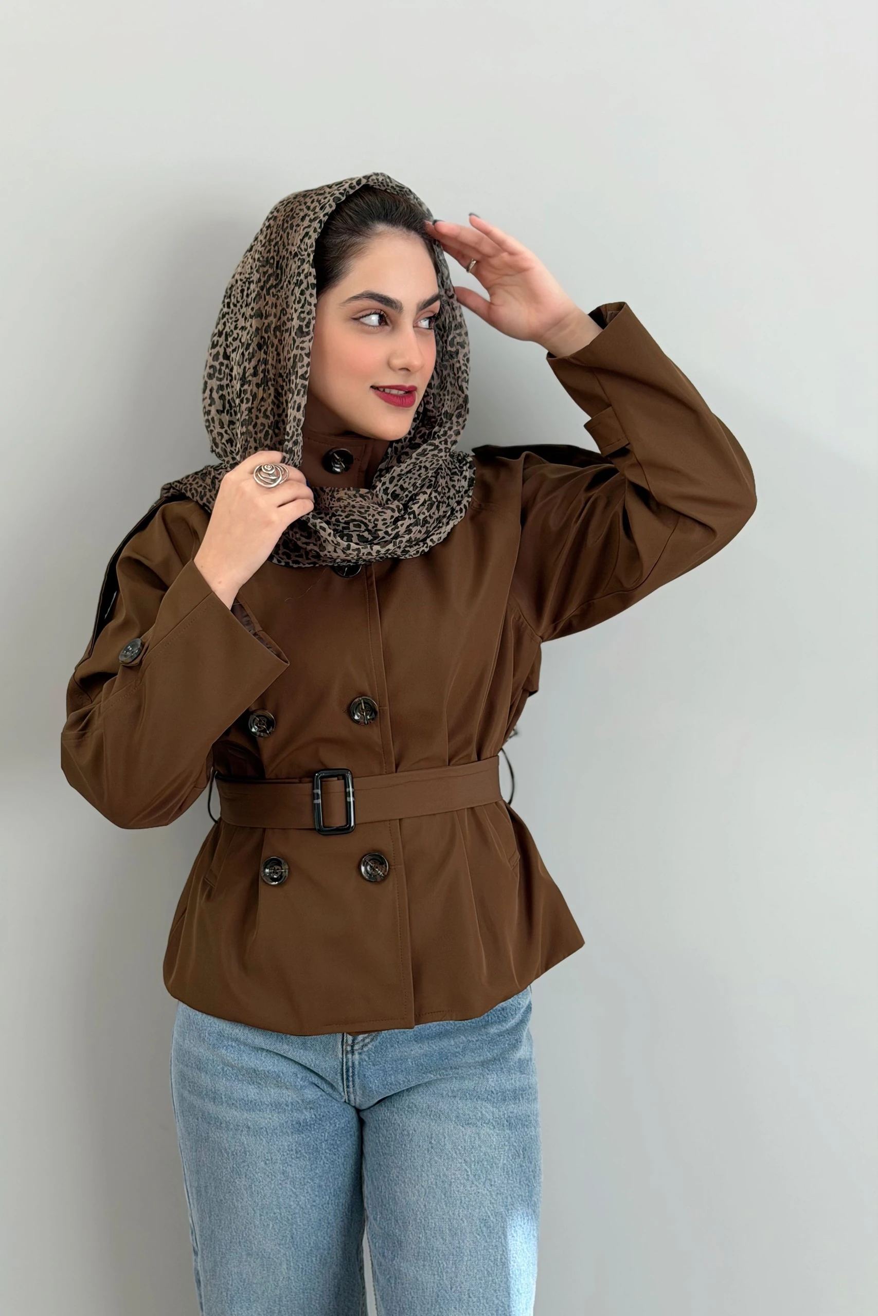 بارانی یقه ایستاده
